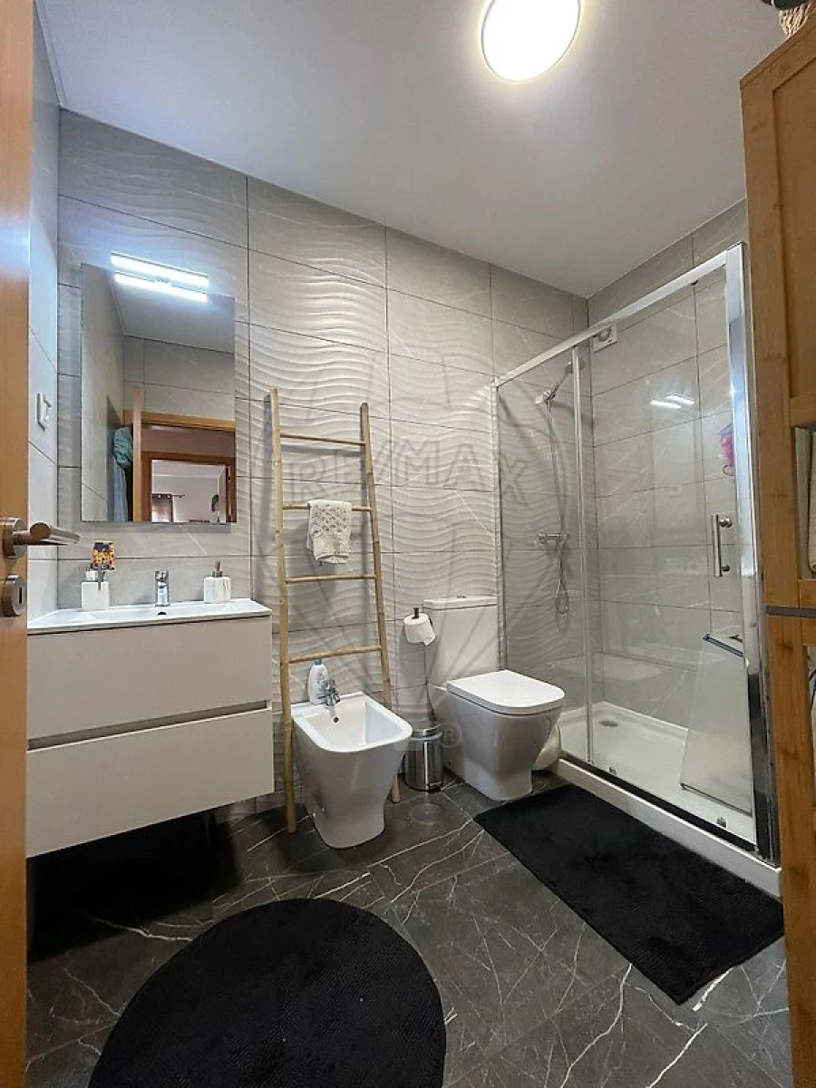 Apartamento T2 para Venda em Bustos, Troviscal e Mamarrosa Foto 16
