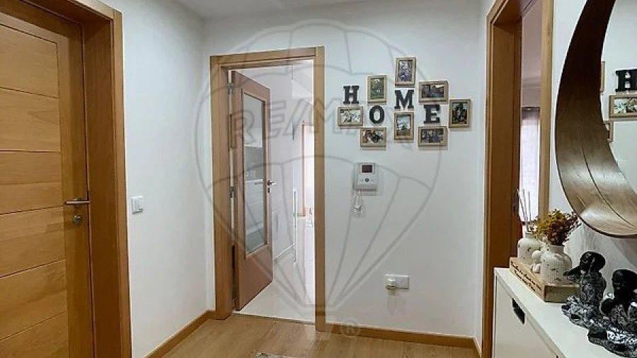 Apartamento T2 para Venda em Bustos, Troviscal e Mamarrosa