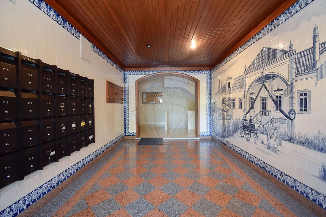 Apartamento T3 para Venda em São Domingos de Rana Foto 33