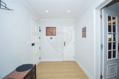 Apartamento T3 para Venda em São Domingos de Rana