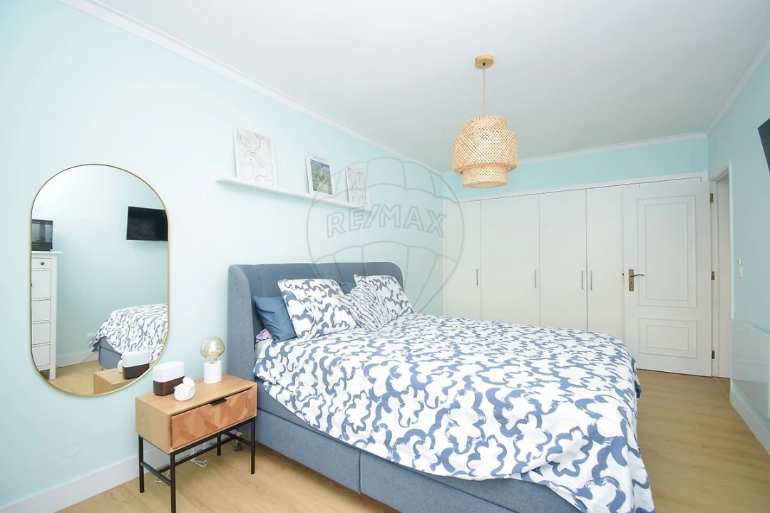 Apartamento T3 para Venda em São Domingos de Rana Foto 7