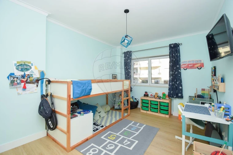 Apartamento T3 para Venda em São Domingos de Rana Foto 8