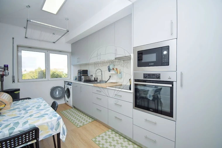 Apartamento T3 para Venda em São Domingos de Rana Foto 19