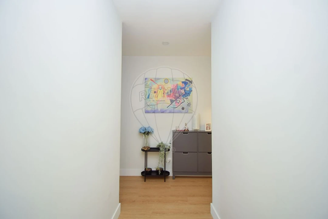 Apartamento T3 para Venda em São Domingos de Rana Foto 11