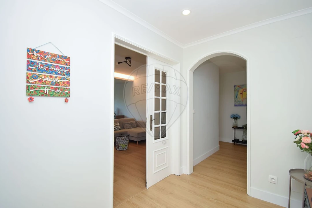 Apartamento T3 para Venda em São Domingos de Rana Foto 21