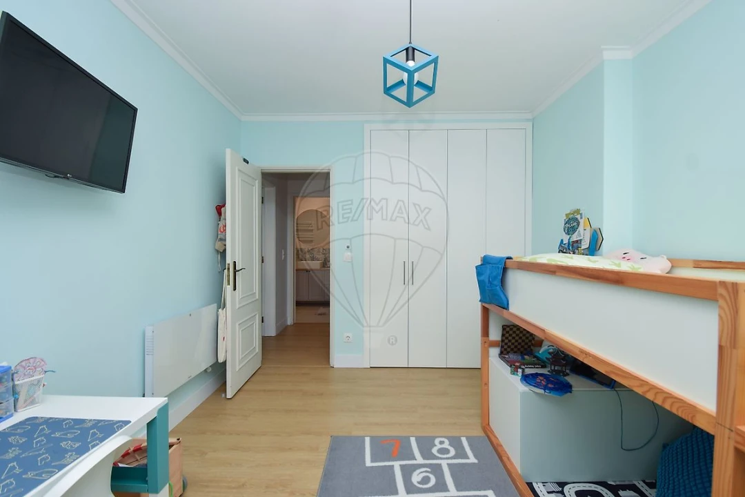Apartamento T3 para Venda em São Domingos de Rana Foto 6
