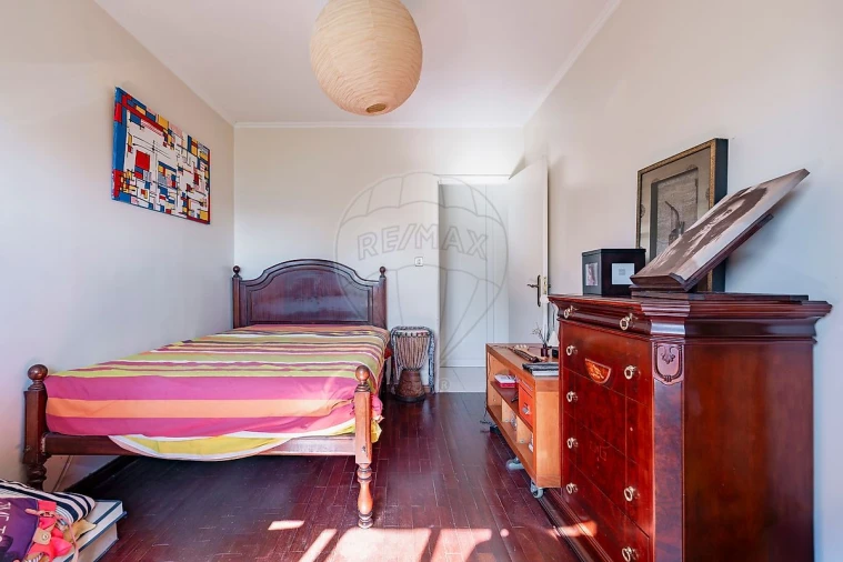 Apartamento T3 para Venda em Santo António dos Cavaleiros e Frielas Foto 29