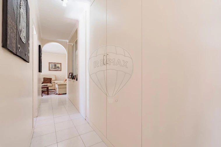 Apartamento T3 para Venda em Santo António dos Cavaleiros e Frielas Foto 20