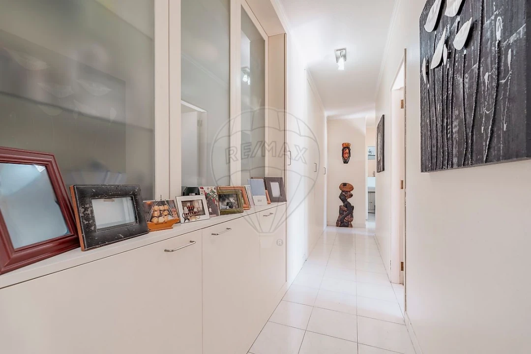 Apartamento T3 para Venda em Santo António dos Cavaleiros e Frielas Foto 19