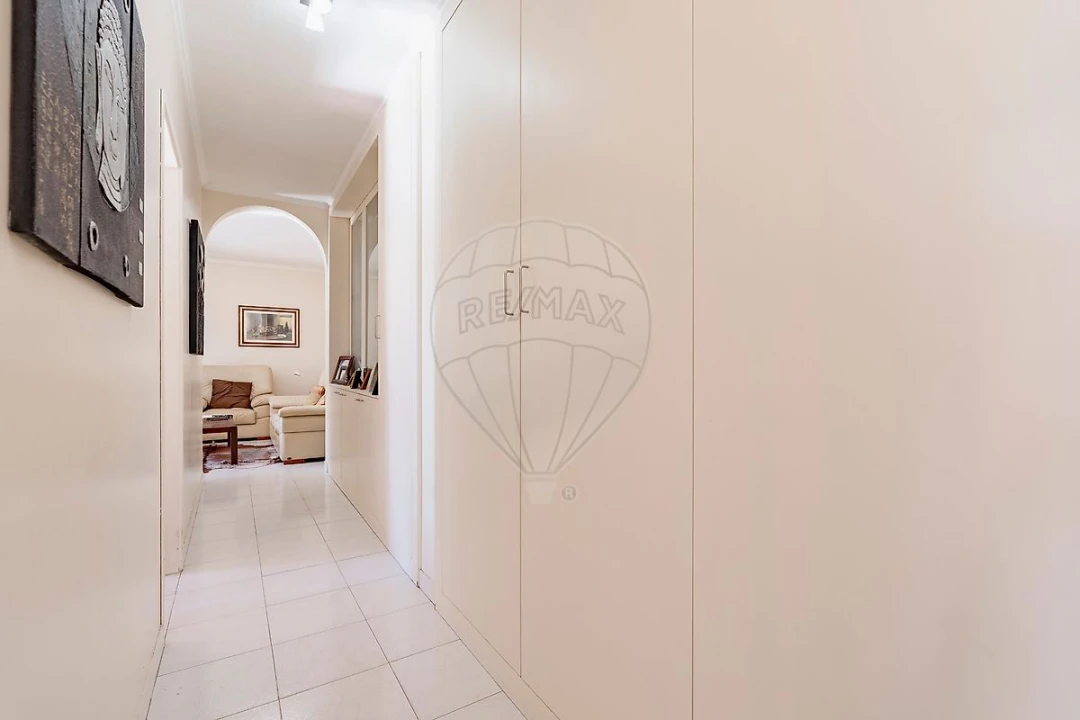 Apartamento T3 para Venda em Santo António dos Cavaleiros e Frielas Foto 20