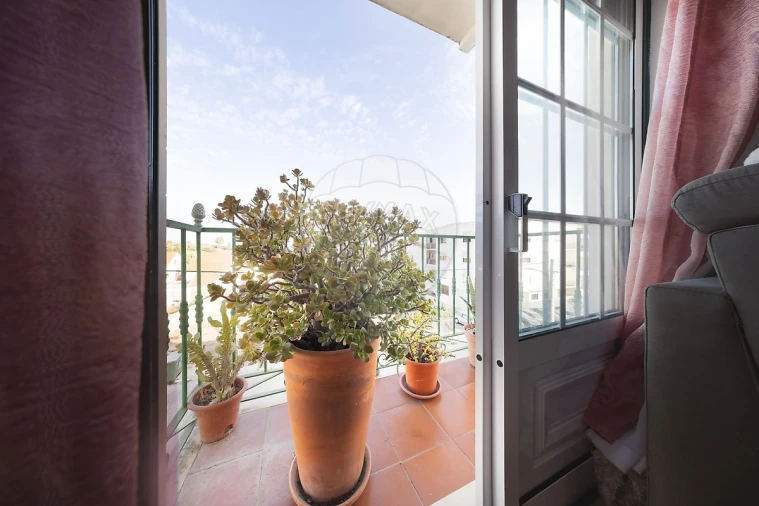 Apartamento T2 para Venda em Azambuja Foto 14