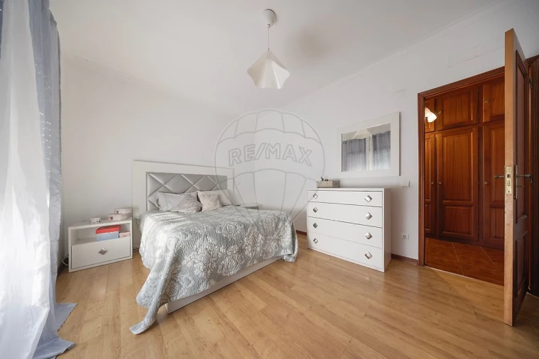 Apartamento T2 para Venda em Azambuja Foto 23