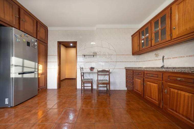 Apartamento T2 para Venda em Azambuja Foto 37