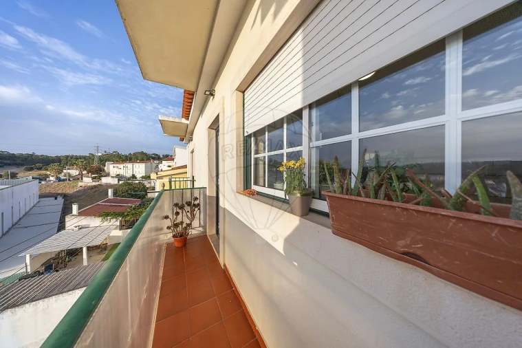 Apartamento T2 para Venda em Azambuja Foto 36