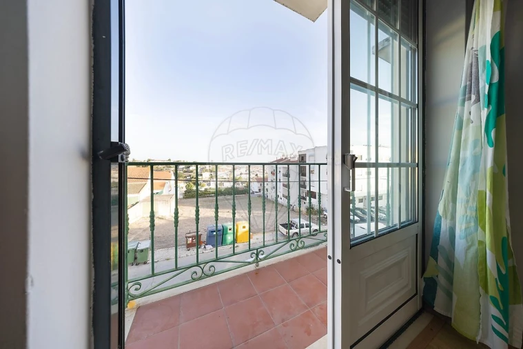 Apartamento T2 para Venda em Azambuja Foto 31