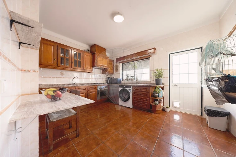 Apartamento T2 para Venda em Azambuja Foto 38