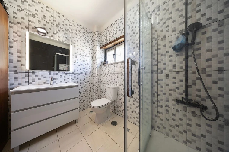 Apartamento T2 para Venda em Azambuja Foto 30