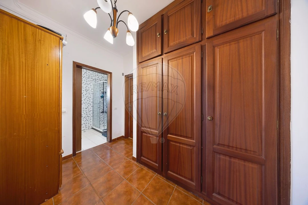 Apartamento T2 para Venda em Azambuja Foto 18