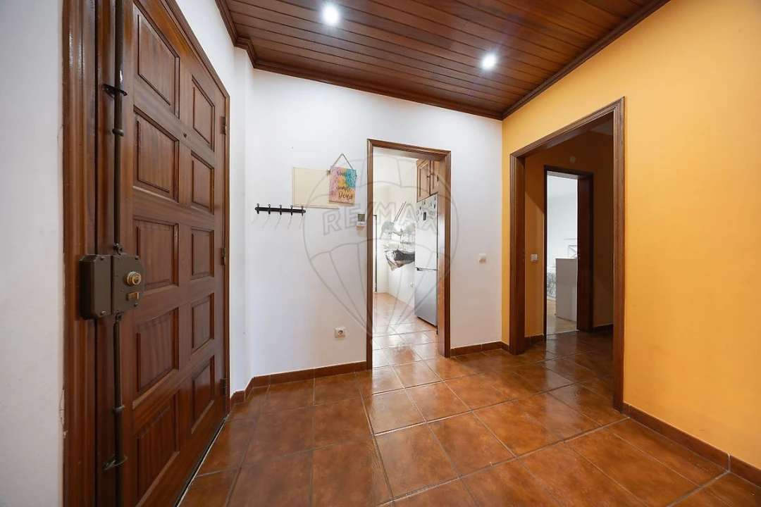 Apartamento T2 para Venda em Azambuja Foto 20