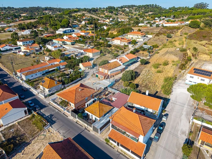 Moradia T2 para Venda em Azambuja Foto 6
