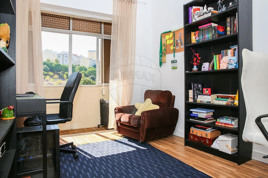 Apartamento T2 para Venda em Vila Franca de Xira Foto 20