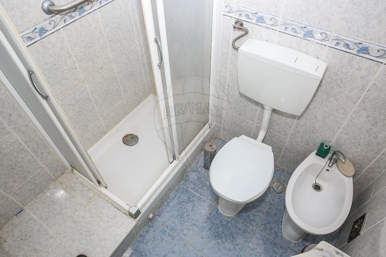 Apartamento T2 para Venda em Vila Franca de Xira Foto 16