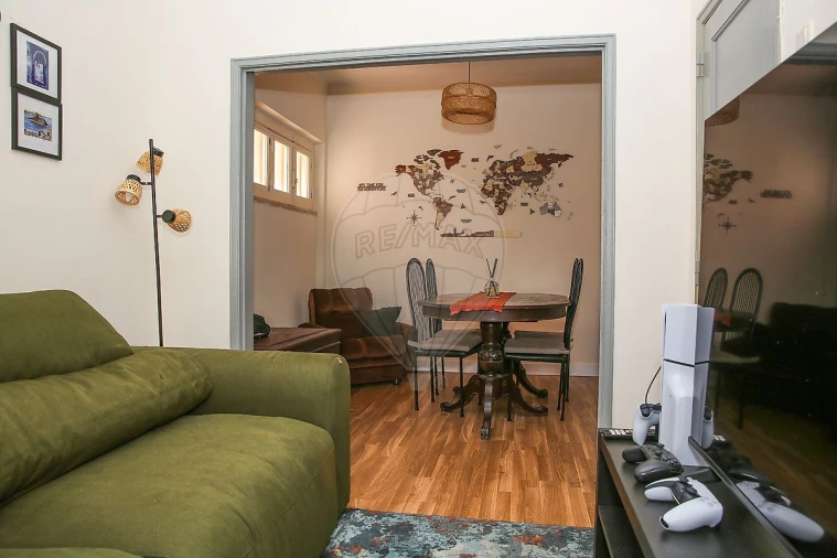 Apartamento T2 para Venda em Vila Franca de Xira Foto 9