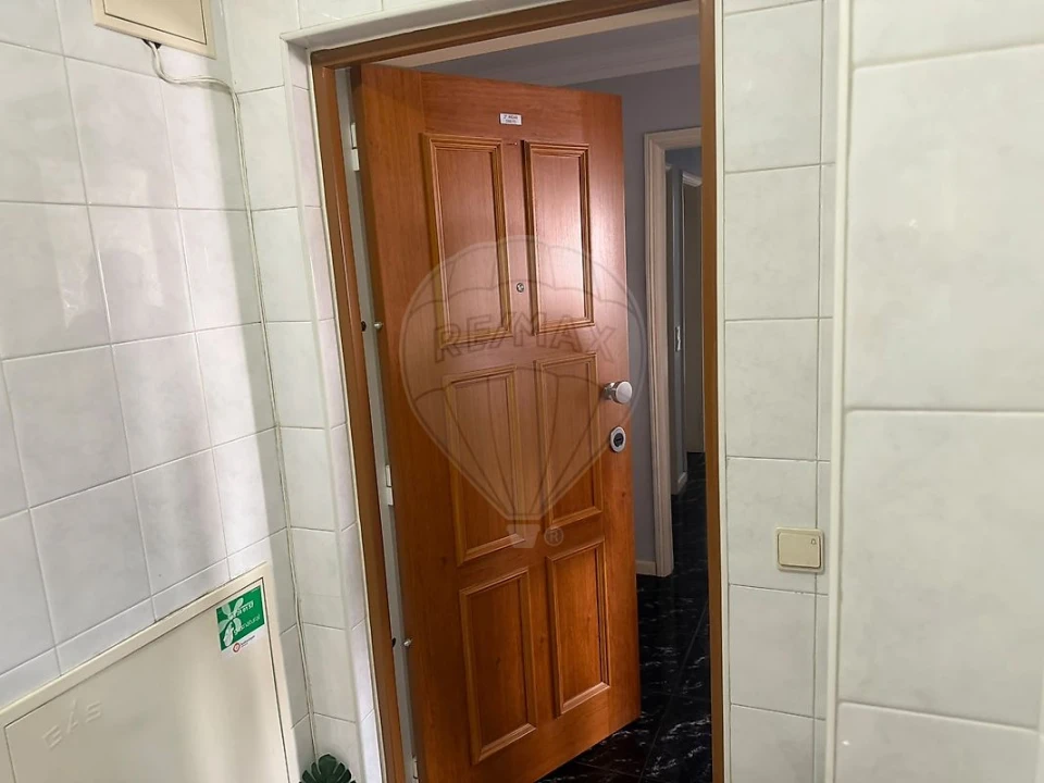 Apartamento T3 para Venda em Mozelos Foto 6