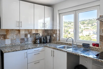 Apartamento T2 para Venda em Teixoso e Sarzedo