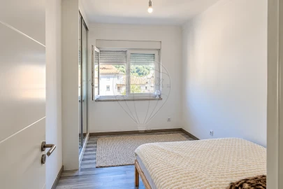 Apartamento T2 para Venda em Teixoso e Sarzedo