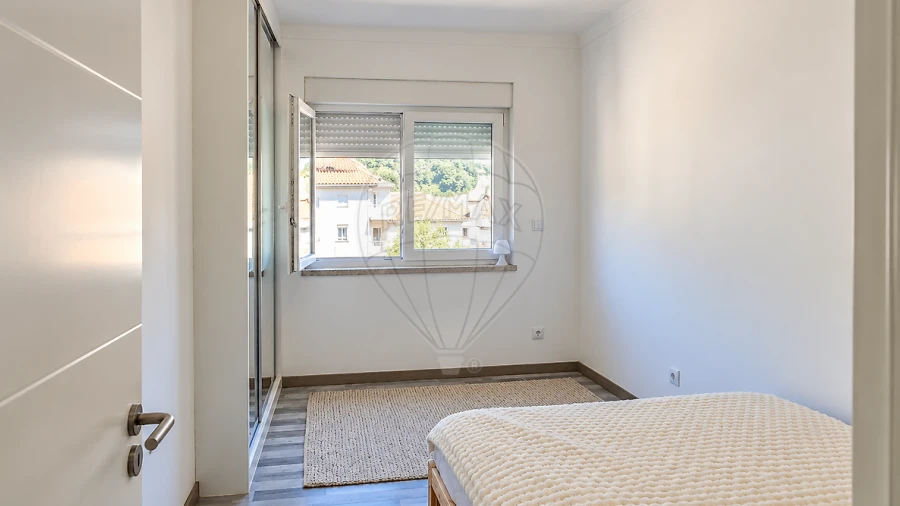 Apartamento T2 para Venda em Teixoso e Sarzedo