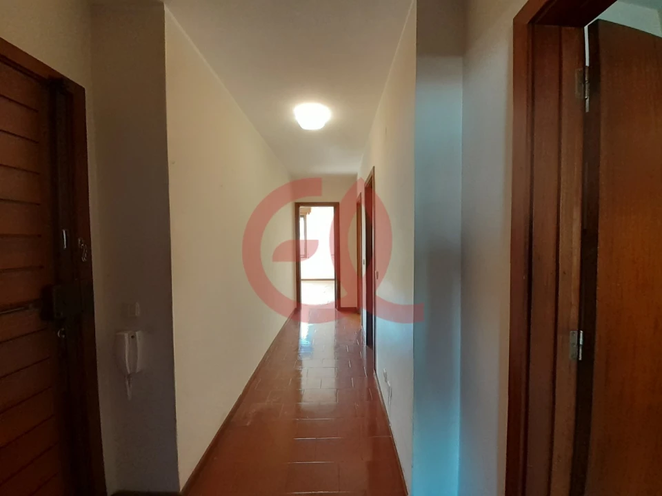 Apartamento T2 para Venda em Darque Foto 11