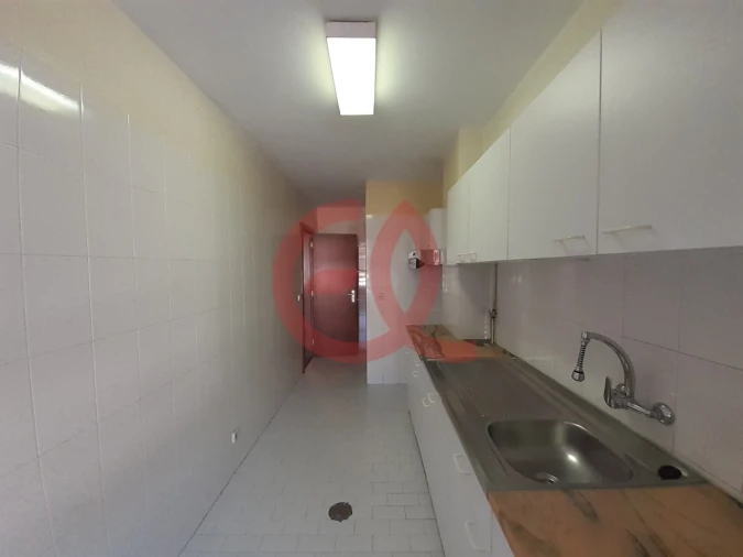 Apartamento T2 para Venda em Darque Foto 14