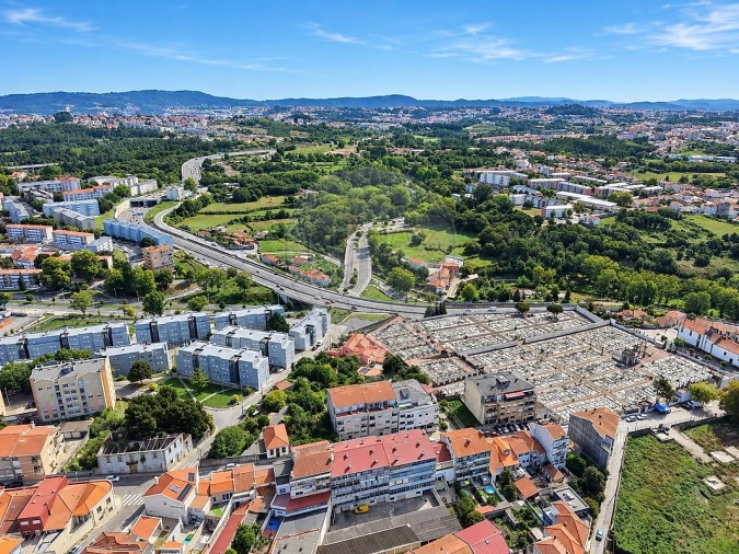 Apartamento T2 para Venda em Campanhã Foto 3