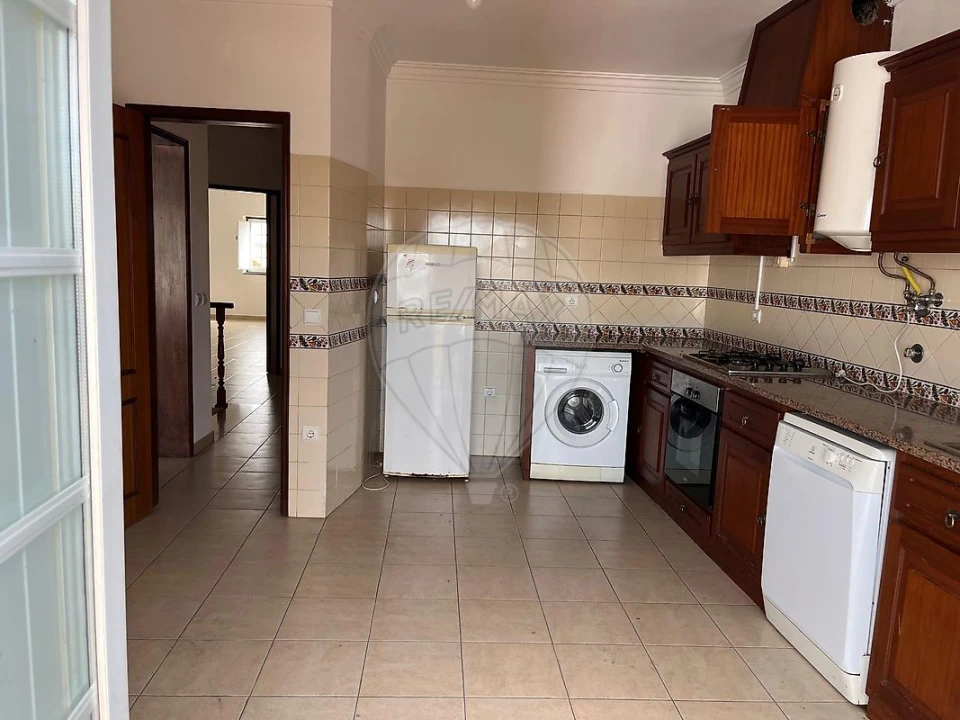 Apartamento T3 para Arrendamento em Almeirim Foto 14