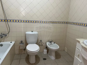 Apartamento T3 para Arrendamento em Almeirim