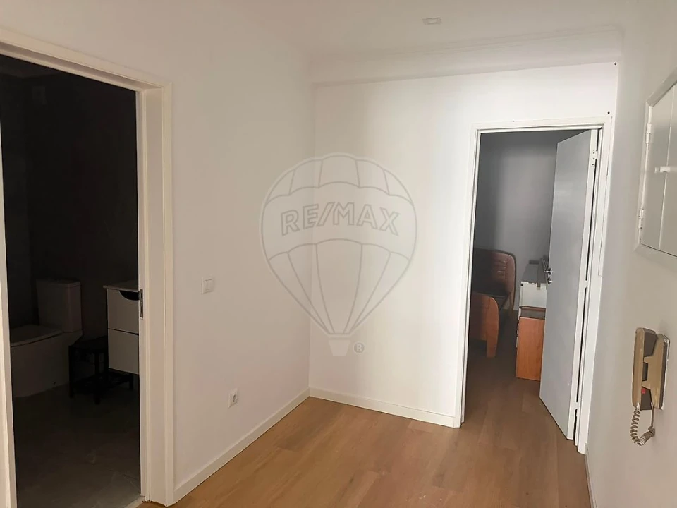 Apartamento T1 para Venda em Baixa da Banheira e Vale da Amoreira Foto 7
