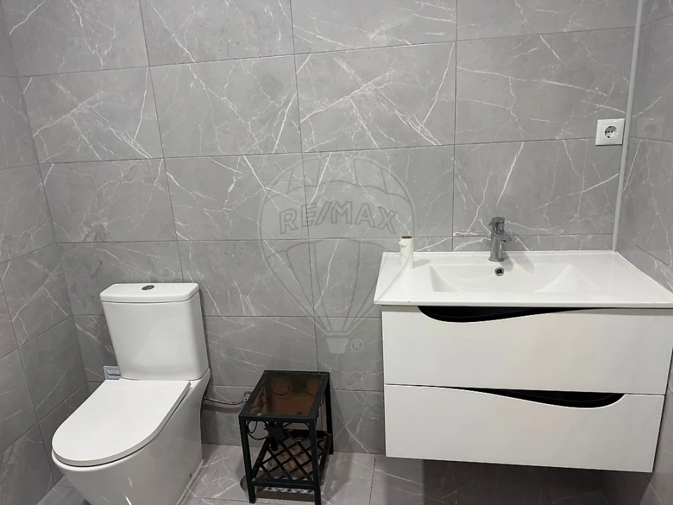 Apartamento T1 para Venda em Baixa da Banheira e Vale da Amoreira Foto 5