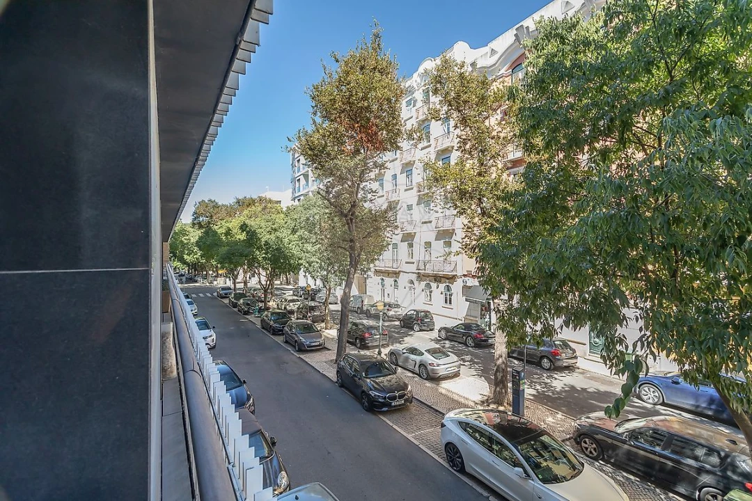 Apartamento T1 para Arrendamento em Avenidas Novas Foto 16