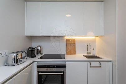 Apartamento T1 para Arrendamento em Avenidas Novas