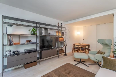 Apartamento T1 para Arrendamento em Avenidas Novas