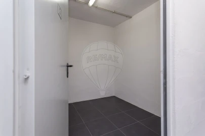 Apartamento T1 para Arrendamento em Avenidas Novas