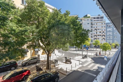 Apartamento T1 para Arrendamento em Avenidas Novas