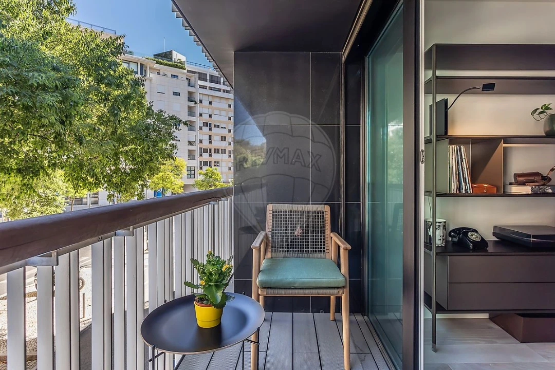 Apartamento T1 para Arrendamento em Avenidas Novas Foto 13