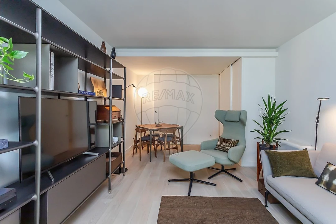Apartamento T1 para Arrendamento em Avenidas Novas Foto 12