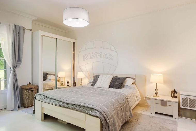 Apartamento T2 para Arrendamento em Santa Maria e São Miguel, São Martinho, São Pedro Penaferrim Foto 15