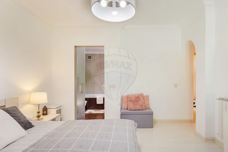 Apartamento T2 para Arrendamento em Santa Maria e São Miguel, São Martinho, São Pedro Penaferrim Foto 2