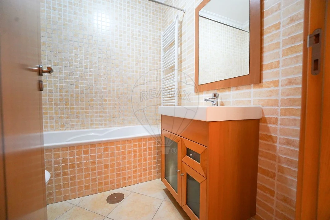 Apartamento T1 para Venda em São Pedro Foto 7