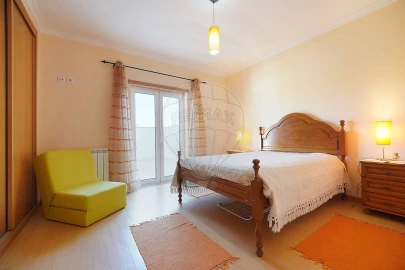 Apartamento T1 para Venda em São Pedro