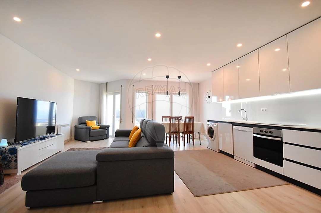 Apartamento T3 para Venda em Arvore Foto 5